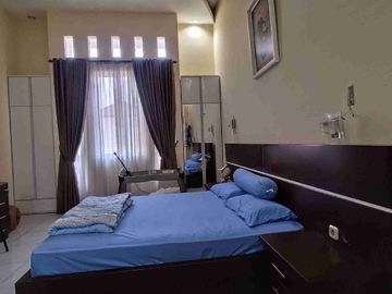 Dijual Rumah Mewah Nyaman Semi Furnished Privasi Tinggi Lokasi Bank Raya Palembang