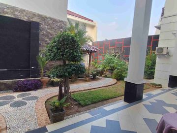 Dijual Rumah Mewah Nyaman Semi Furnished Privasi Tinggi Lokasi Bank Raya Palembang