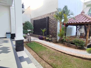 Dijual Rumah Mewah Nyaman Semi Furnished Privasi Tinggi Lokasi Bank Raya Palembang