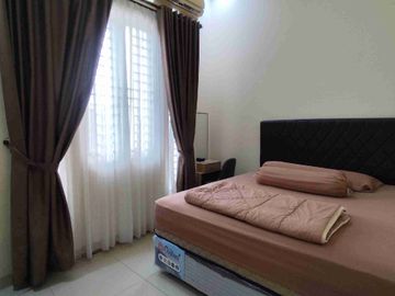 Dijual Rumah Mewah Nyaman Semi Furnished Privasi Tinggi Lokasi Bank Raya Palembang