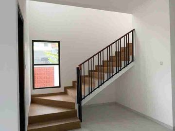 Dijual Rumah modern baru gress