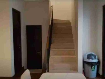 Dijual rumah bonus Furmish Sumarecon Bekasi