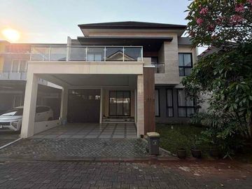 Dijual Rumah Blossomville The Green BSD SHM Semi Furnish Selatan Rapi Terawat