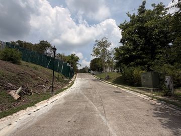 Lot For Sale Ayala Westgrove Heights Cavite Lot Near Main gate