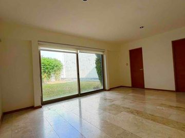 SE RENTA CASA EN PEDREGAL I