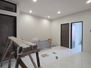 Rumah Baru Minimalis Modern Di Wisma Mukti Klampis Sukolilo Surabaya