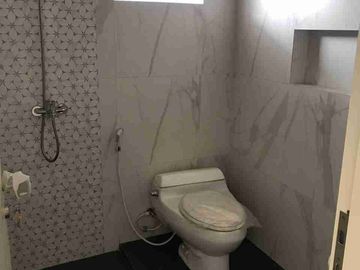 Dijual Rumah gayungsari barat