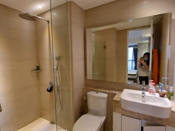 Disewa Apartemen Gold Coast PIK 1BR 51m2, Full Furnished, Sea View
