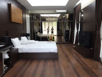 RUMAH VILLA LUX MURAH DAGO RESORT PAKAR BANDUNG