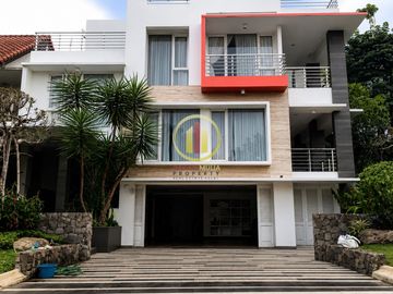 RUMAH VILLA LUX MURAH DAGO RESORT PAKAR BANDUNG