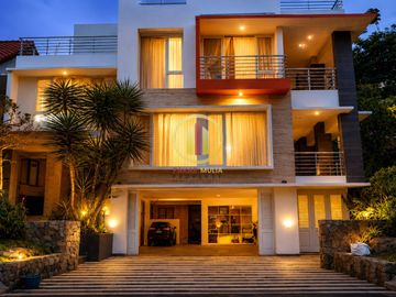 RUMAH VILLA LUX MURAH DAGO RESORT PAKAR BANDUNG
