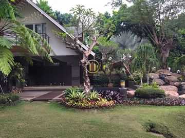 RUMAH VILLA LUX MURAH DAGO RESORT PAKAR BANDUNG