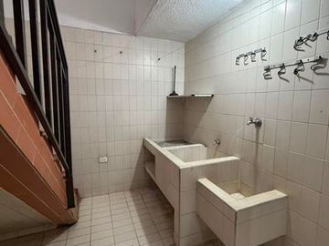 ALQUILO EXCELENTE APARTAMENTO DUPLEX AL SUR DE CALI EN PRIMERO DE MAYO