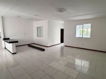 ALQUILO EXCELENTE APARTAMENTO DUPLEX AL SUR DE CALI EN PRIMERO DE MAYO