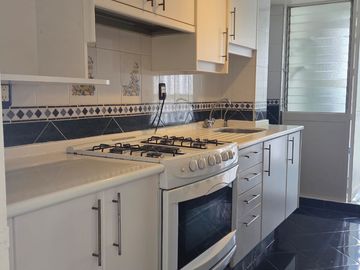 DEPARTAMENTO EN VENTA TRES RECÁMARAS