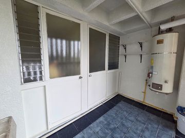 DEPARTAMENTO EN VENTA TRES RECÁMARAS