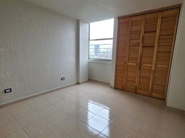 DEPARTAMENTO EN VENTA TRES RECÁMARAS