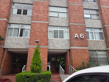 DEPARTAMENTO EN VENTA TRES RECÁMARAS