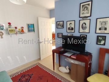 Casa en Venta en Lomas del Marqués | 3 Recámaras y Amenidades VM133