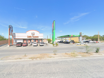 ¡No es una casa, es el acceso a una oportunidad exclusiva! Venta de linda  casa en remate bancario, FRAC. VILLAS DIAMANTE, REYNOSA TAMPS.
