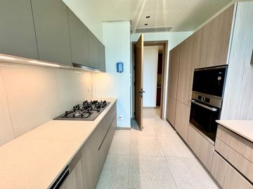 AURELIA RESIDENCES: 3BR for Rent, 281 sqm, Semi-Furnished, 2 parking, P390,000/mo.