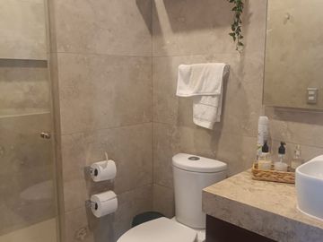 RESIDENCIA EN VENTA PREMIUM AL NORPONIENTE DE AGUASCALIENTES FRAC. RESERVA