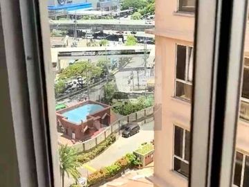 Studio Condo near Airport
