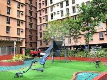 Studio Condo near Airport