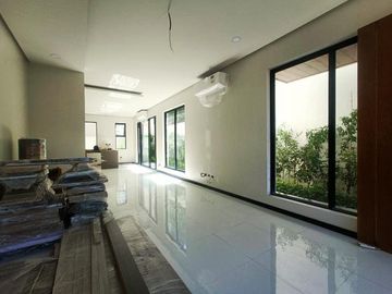 Spacious 2Storey House and Lot for Sale in BF Homes Paranaque Brandnew-MD