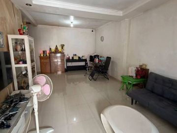 DIJUAL Rumah 2 Unit Jadi 1 Full Renovasi Batam Center