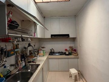 DIJUAL Rumah 2 Unit Jadi 1 Full Renovasi Batam Center