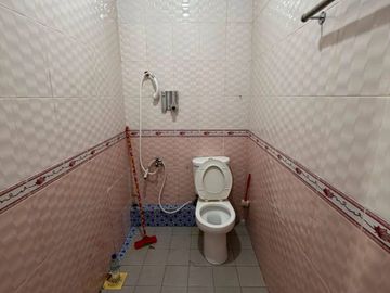 DIJUAL Rumah 2 Unit Jadi 1 Full Renovasi Batam Center