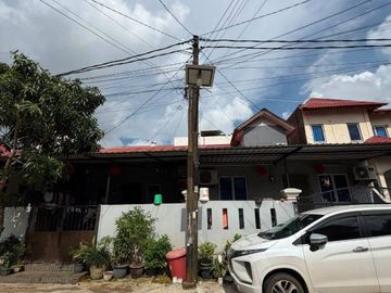 DIJUAL Rumah 2 Unit Jadi 1 Full Renovasi Batam Center