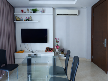 Apartemen Windsor 2BR Eksklusif | Fully Furnished | Lokasi Strategis | Nilai Investasi Tinggi - Siap Huni | Fasilitas Premium