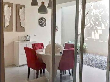 Rumah Sudah perluasan Bangunan Cluster Delatinos BSD