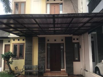 Dijual Rumah Posisi Hook Strategis di Ciputat Timur – LT 180 m² (SHM)
