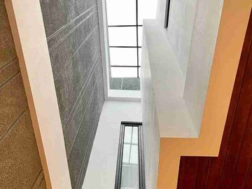 Brand New Rumah Minimalis Dekat Citos Cilandak Jaksel