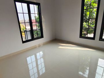 Dijual Rumah Mewah Idaman Premium di Citra Raya Tangerang