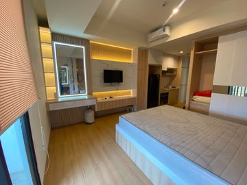 Disewakan Apartemen Tipe Studio Mewah di Cleon Park Lantai 9 Tinggal Bawa Koper