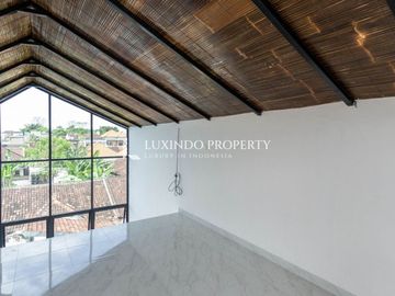 DIJUAL VILLA DENGAN 3 KAMAR TIDUR DI TIBUBENENG