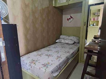 Disewakan Unit Apartemen Westmark Tanjung Duren 1+1 Br Kondisi Furnished dan Lokasi Strategis