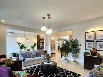 Dijual brand new Classik house fulll furnished siap huni di cipete
