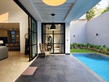 Dijual brand new Classik house fulll furnished siap huni di cipete
