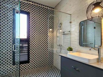 Dijual brand new Classik house fulll furnished siap huni di cipete
