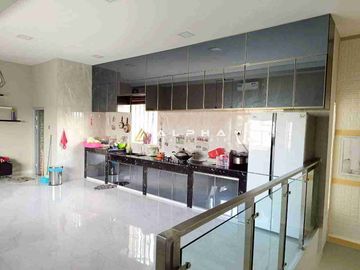 Dijual Cepat Rumah 3 Lantai Full Renov Di Tropicana, Batam Center