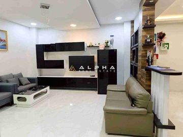 Dijual Cepat Rumah 3 Lantai Full Renov Di Tropicana, Batam Center