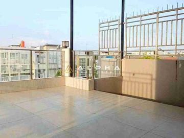 Dijual Cepat Rumah 3 Lantai Full Renov Di Tropicana, Batam Center