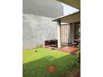 Rumah Bagus di Kebayoran Baru, Jakarta Selatan