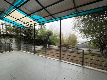 FOR RENT Bungalow House with Overlooking Antipolo in Blue Ridge A, Quezon City - OBRH415