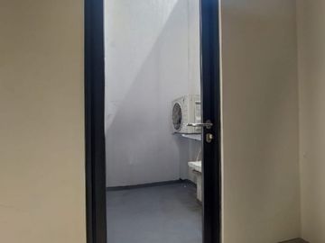 Rumah 3lt luas 8x14 112meter 4KT Cluster Maninjau Asya JGC Jakarta Garden City